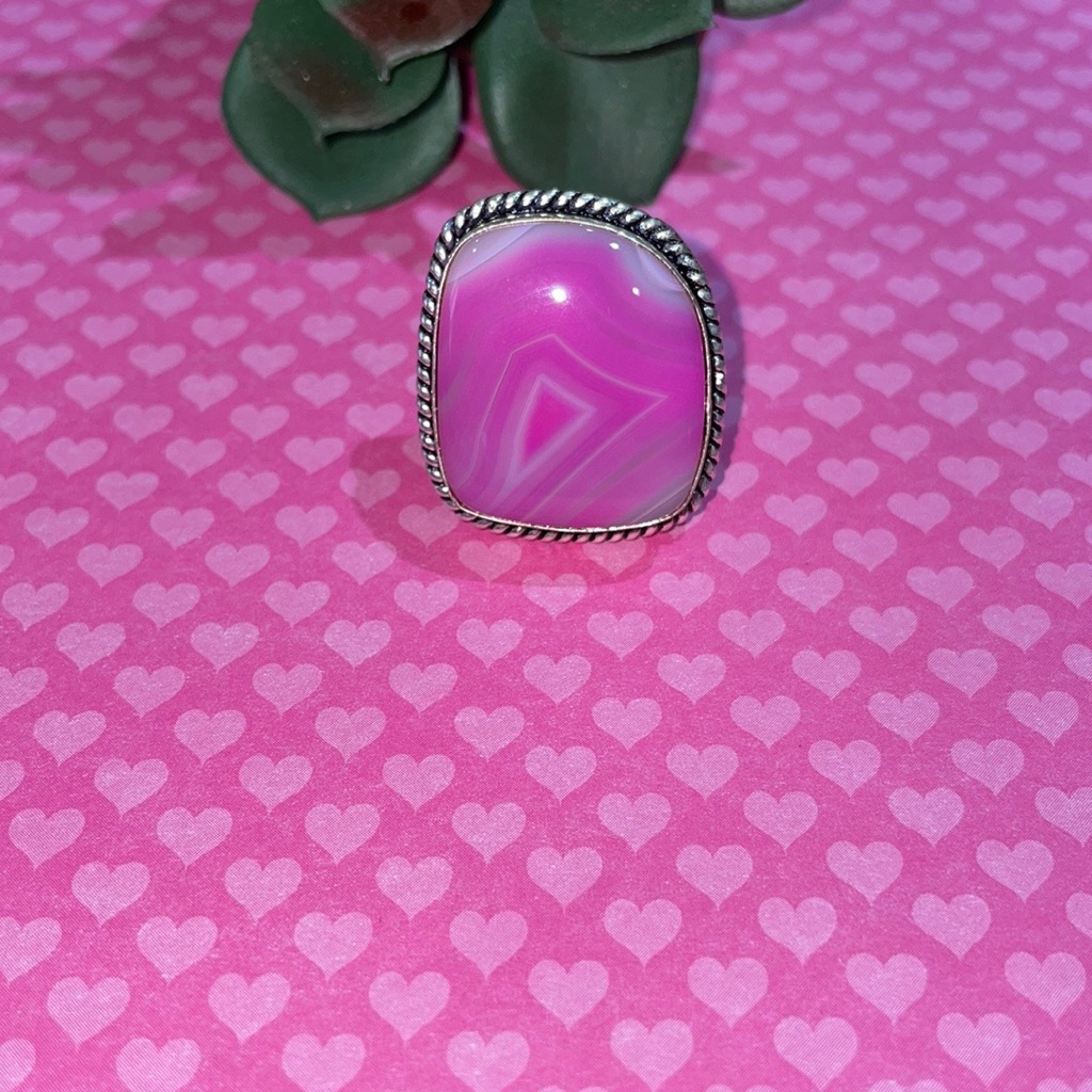 Fuchsia Agate Ring